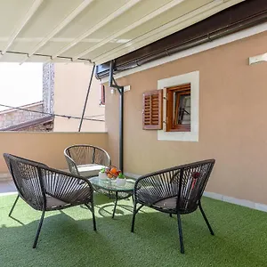 Apartment Juraj I Matej, Vrsar